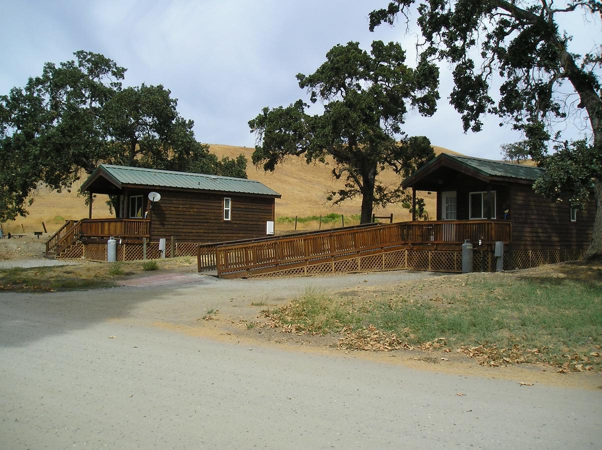 San Benito Camping Resort One-Bedroom Cabin 9 Paicines Exterior photo